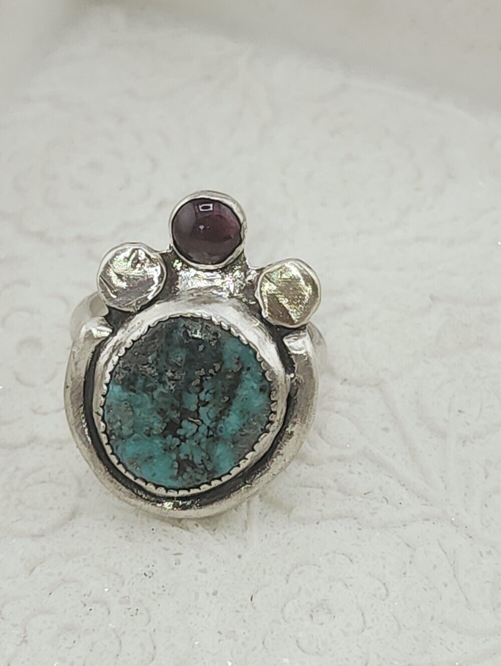 TURQUOISE & GARNET RING HANDMADE IN RECYCLED STERLING SILVER METAL Size 9 - Picture 1 of 15